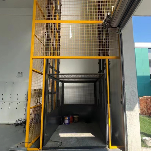 宣城导轨式升降机助力物流园破解运输难题